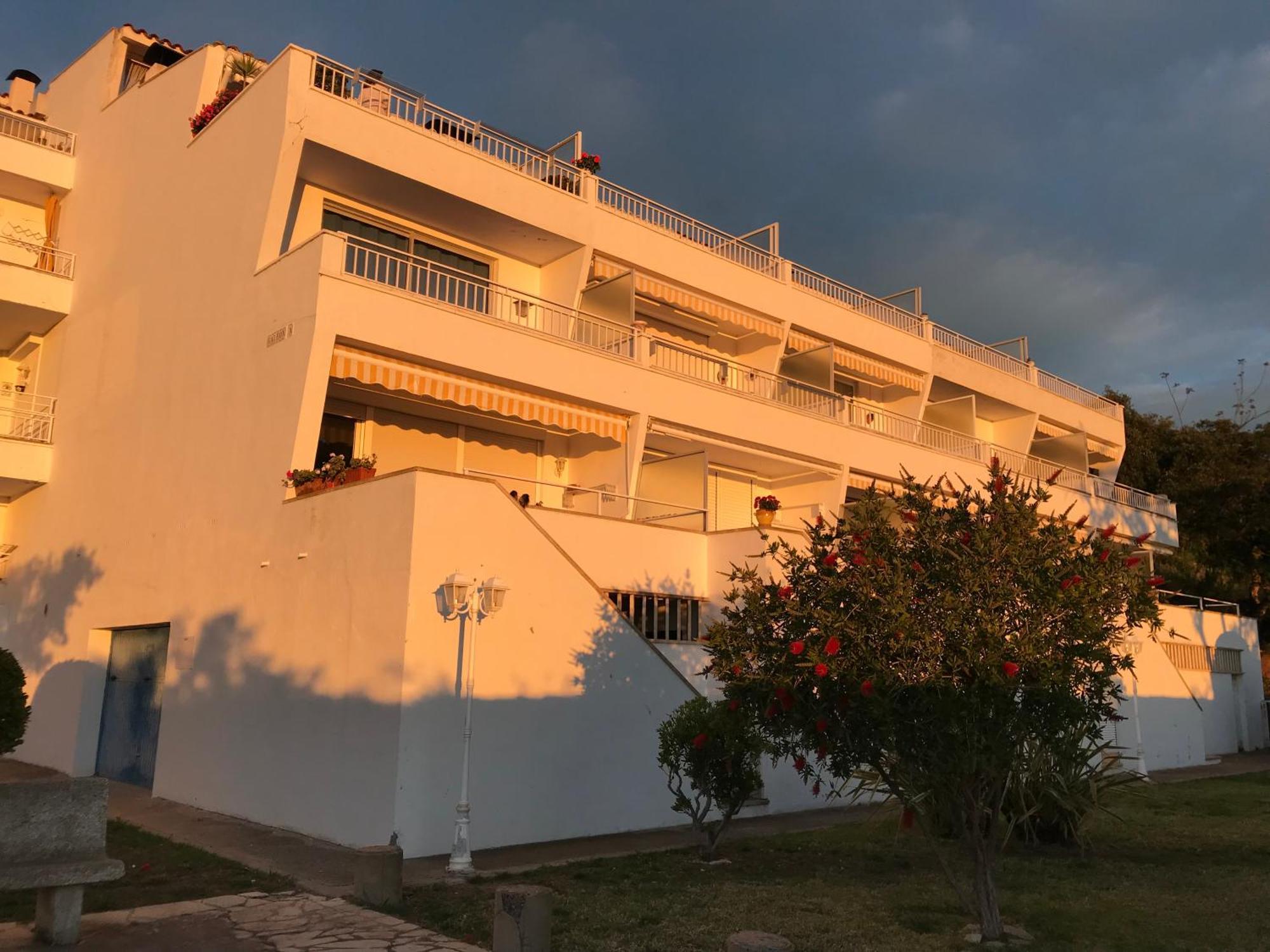 Apartamento Con Piscina - Tossa - Magnificas Vistas Al Mar Жирона Экстерьер фото